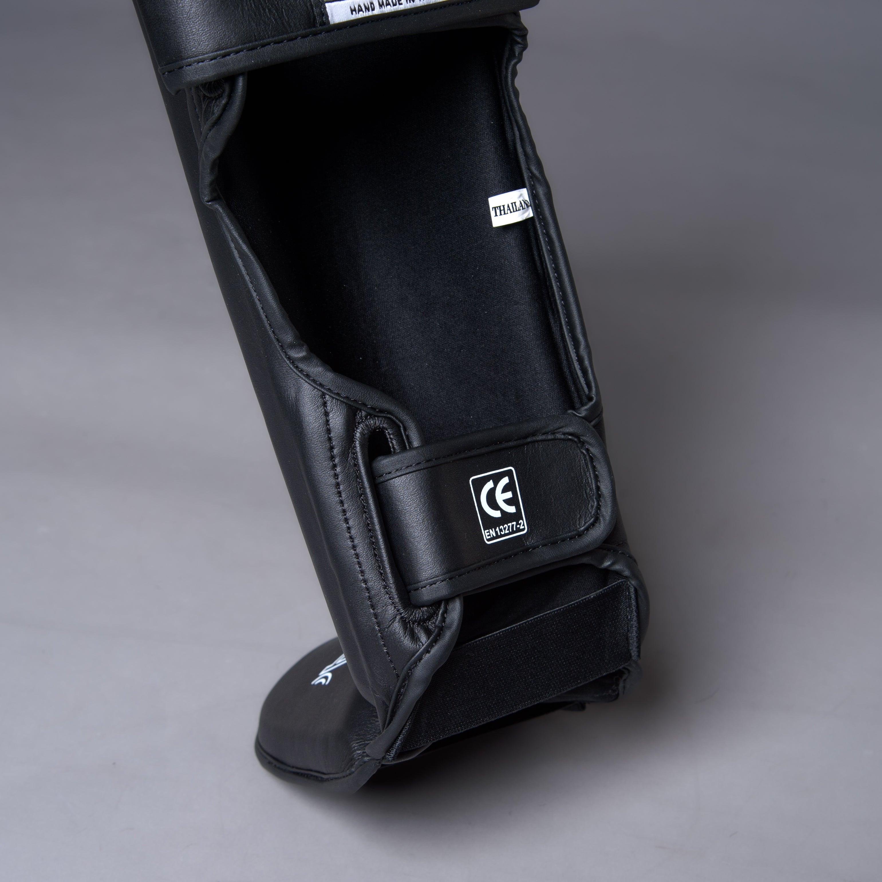 Joyagear Siam Schienbeinschoner Schwarz/Weiß