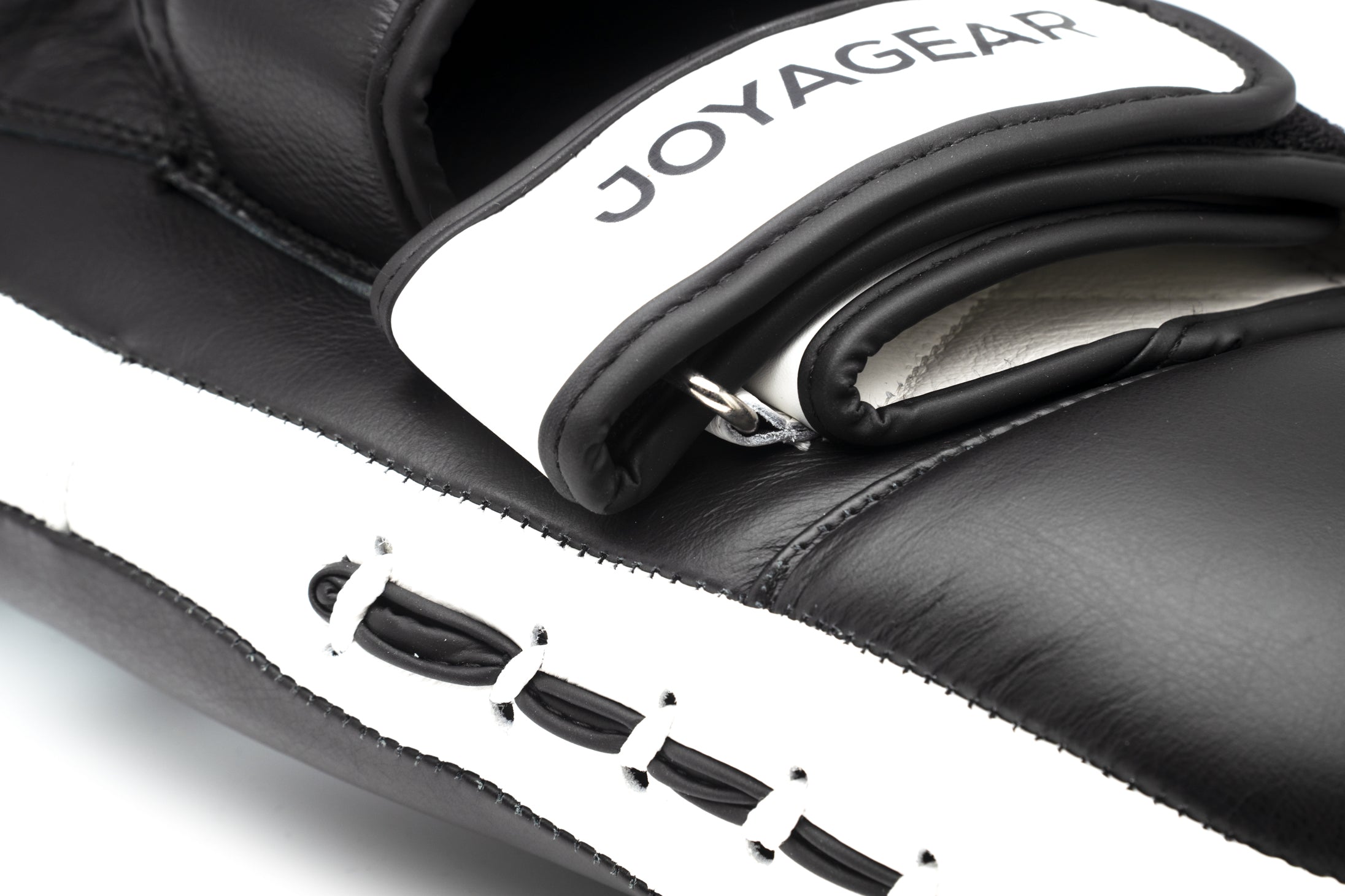 Joyagear Strike Fokus-Pads – Schwarz/Weiß