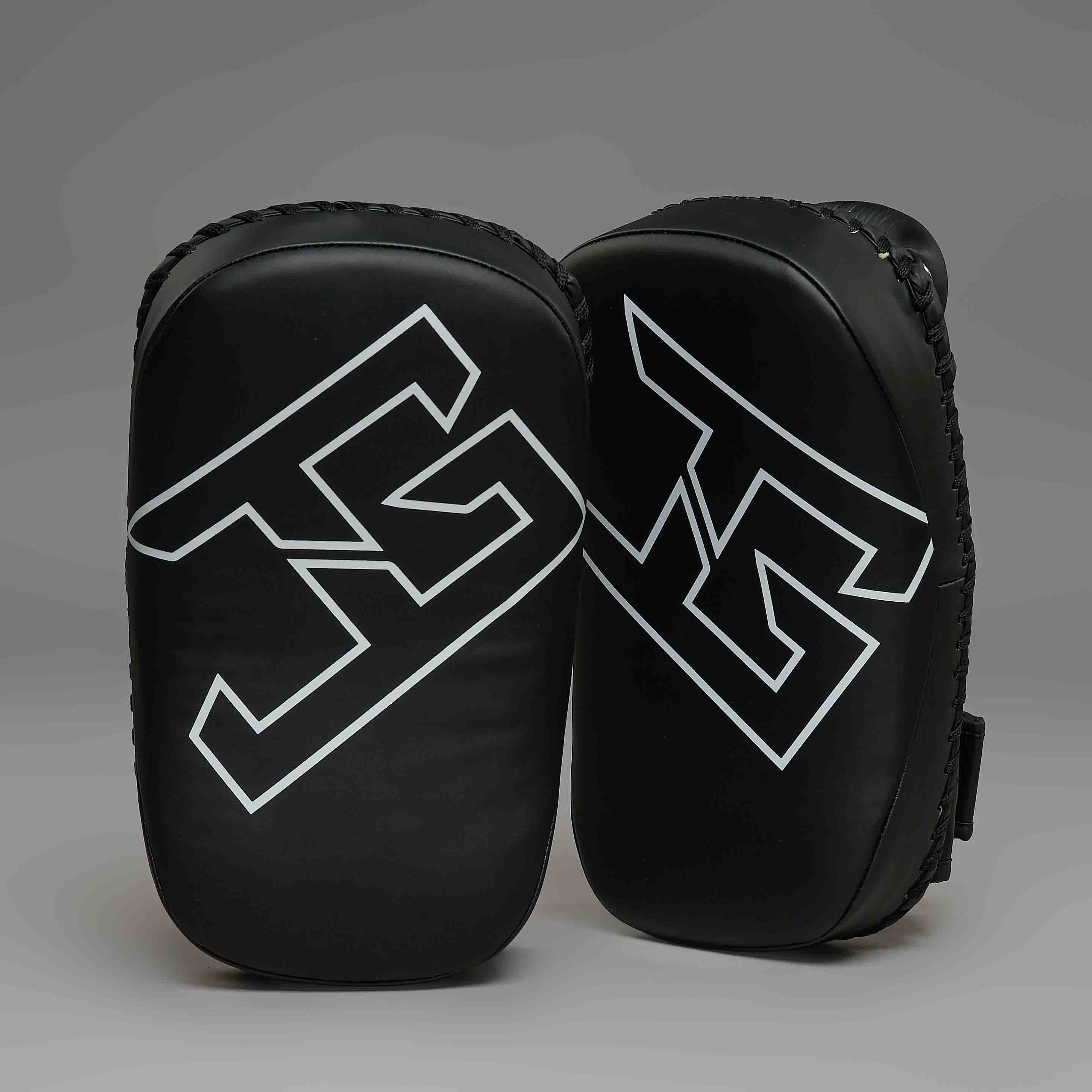 Joyagear Strike Thai Pads Schwarz/Weiß