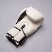 Joya Strike (Kick-)Boxhandschuhe - Weiß