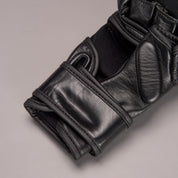 Joyagear Strike Thailand MMA Sparring Handschuhe Schwarz/Schwarz