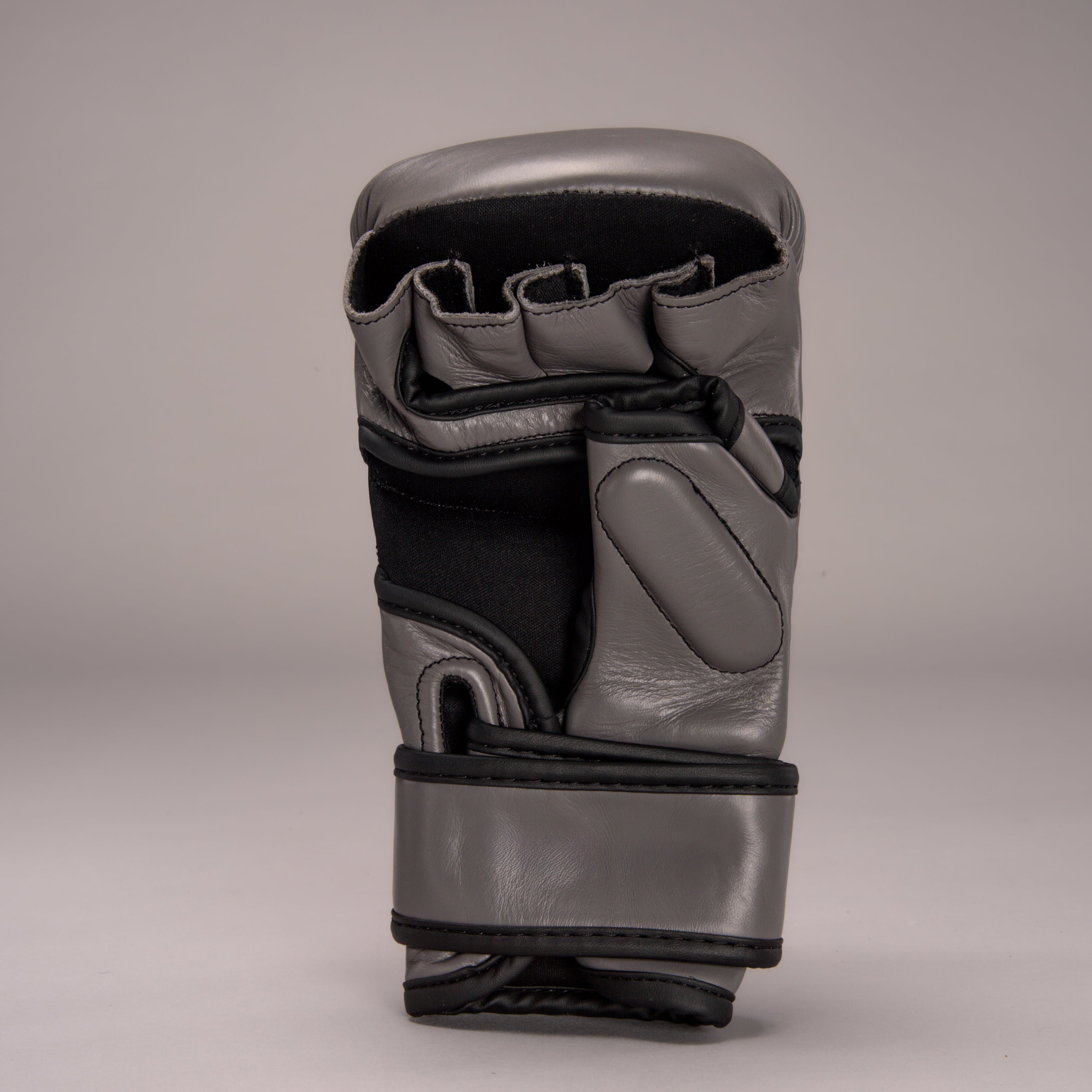 Joyagear Strike Thailand MMA Sparring Handschuhe Grau