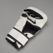 Joyagear Strike Thailand MMA Sparring Handschuhe Weiß