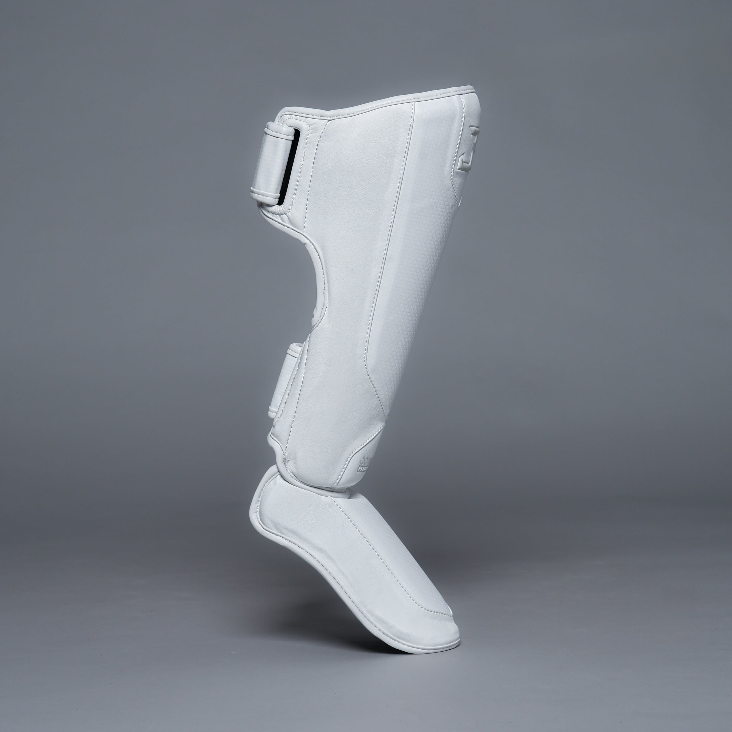 Joyagear Performance Schienbeinschoner Weiß/Carbon