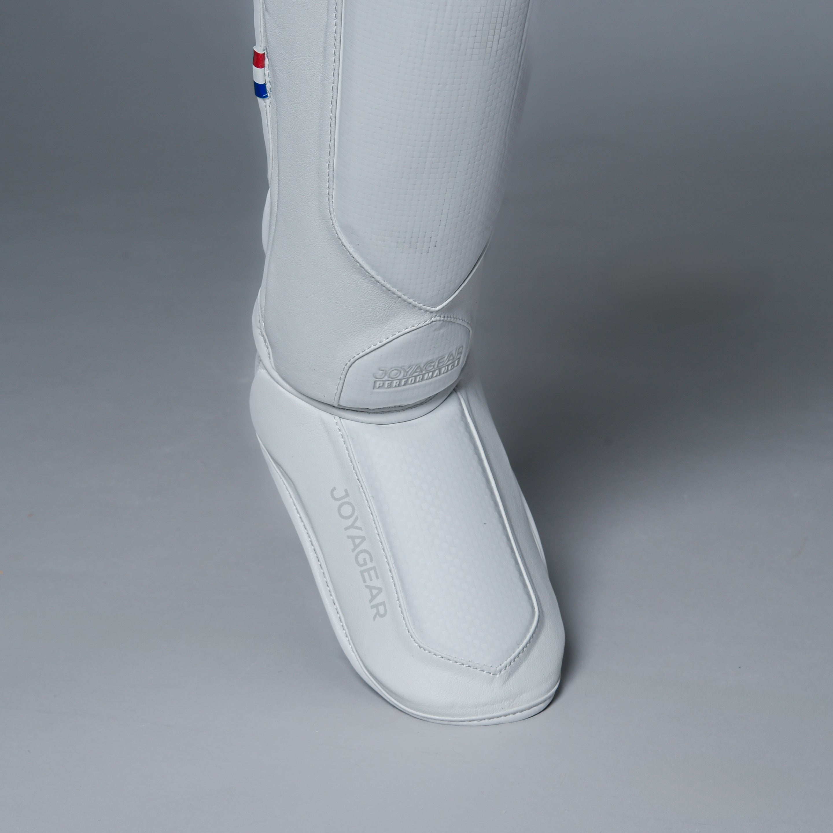 Joyagear Performance Schienbeinschoner Weiß/Carbon