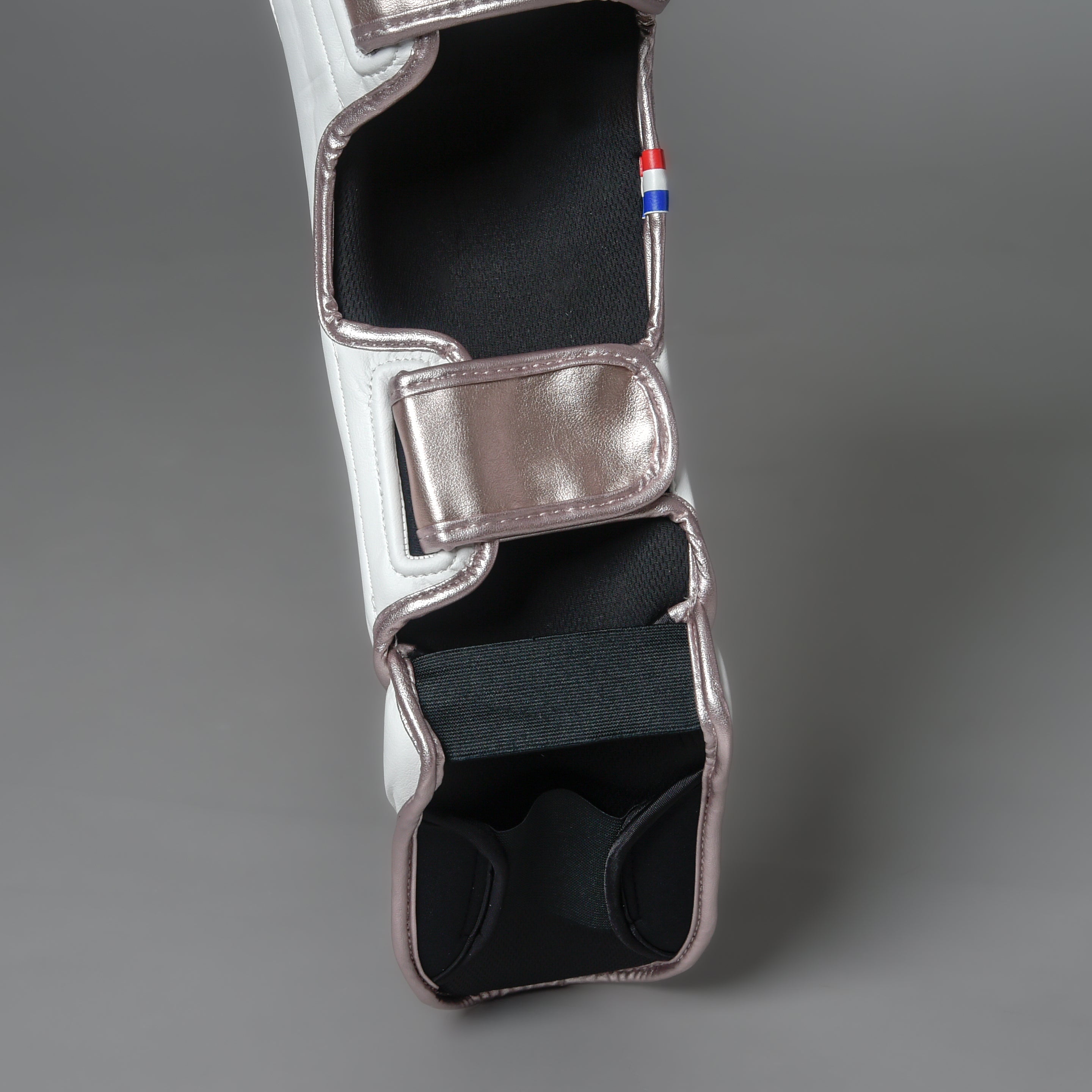 Joyagear Performance Schienbeinschoner Roségold/Weiß